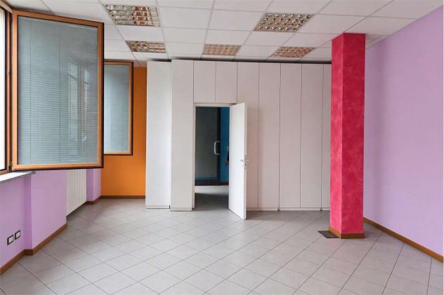 ufficio in affitto a Cantù