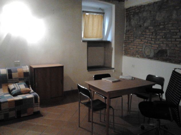 appartamento in affitto a Capiago Intimiano