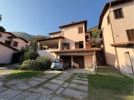 casa indipendente in affitto a Carate Urio