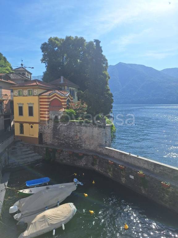 appartamento in affitto a Carate Urio in zona Pangino