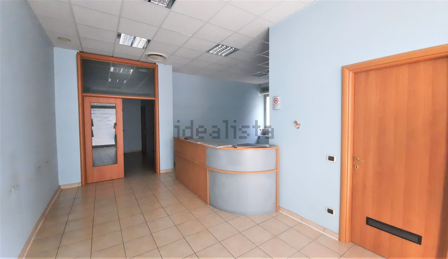 ufficio in affitto a Carugo