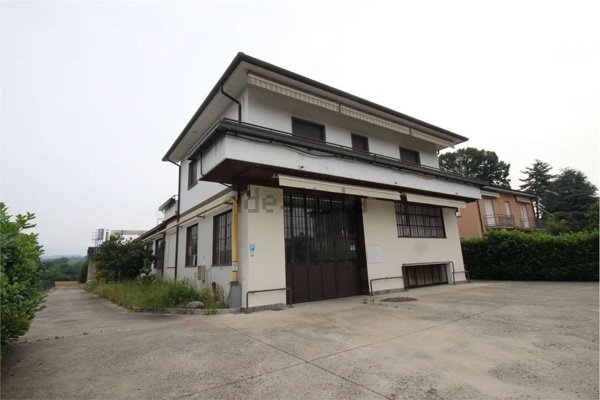 capannone in affitto a Casnate con Bernate