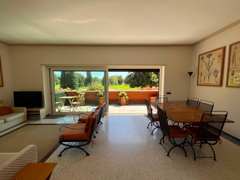 appartamento in affitto a Cassina Rizzardi in zona Monticello