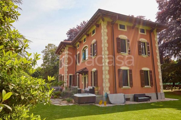 casa indipendente in affitto a Cassina Rizzardi in zona Monticello