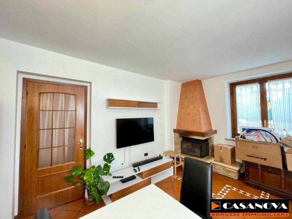 casa indipendente in affitto a Castelnuovo Bozzente