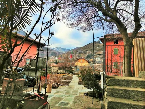 casa indipendente in affitto a Cerano d'Intelvi