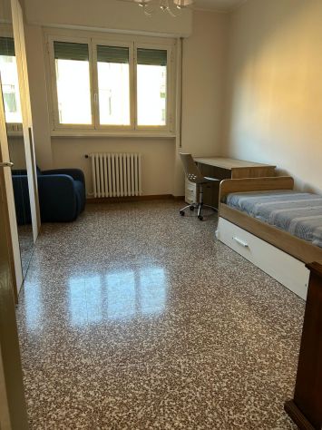 camera singola in affitto a Cermenate