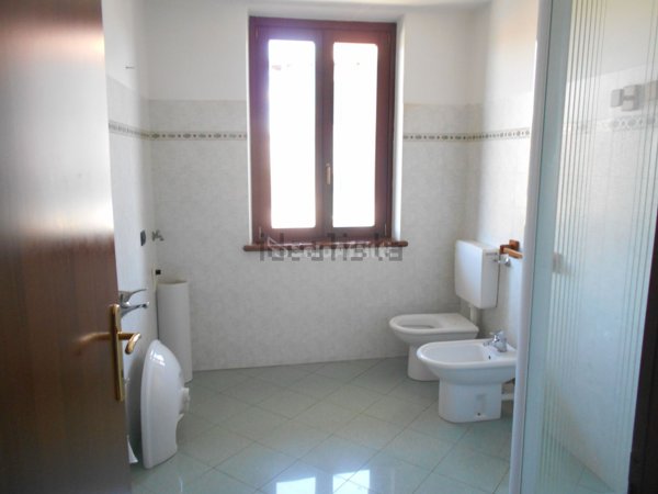 ufficio in affitto a Cermenate