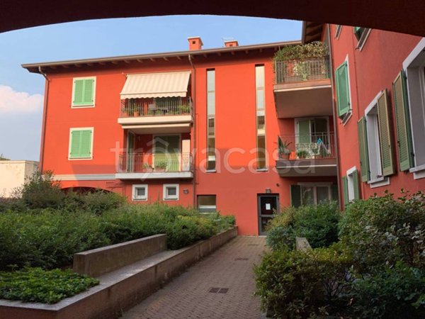 appartamento in affitto a Cermenate