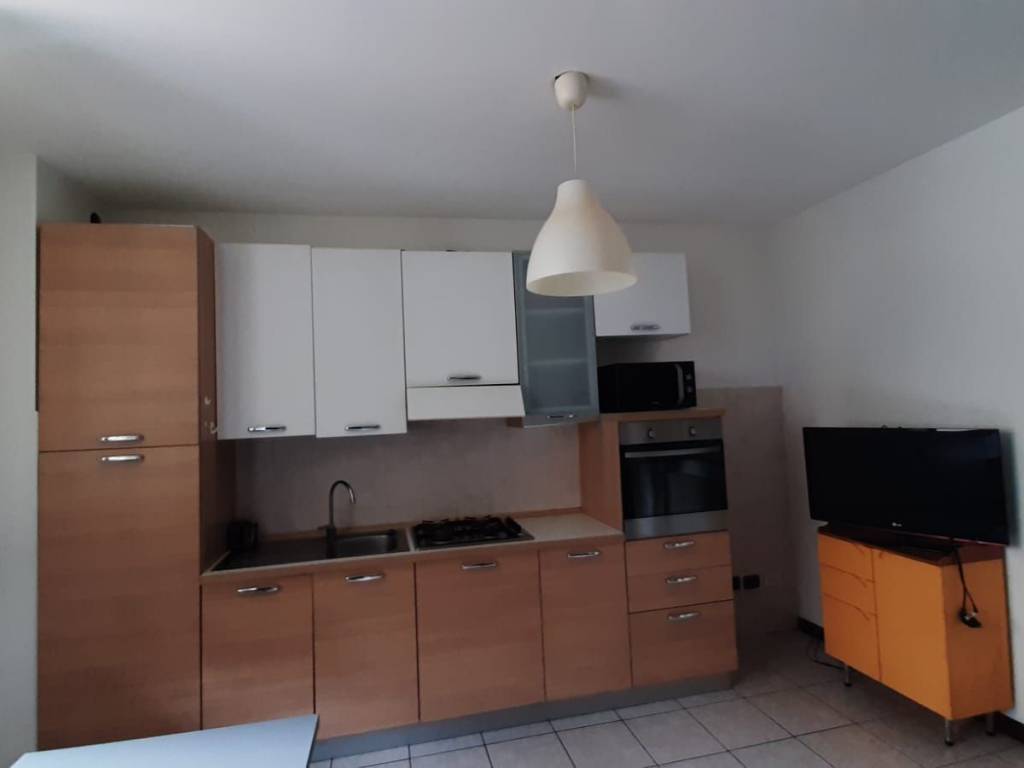 appartamento in affitto a Cermenate