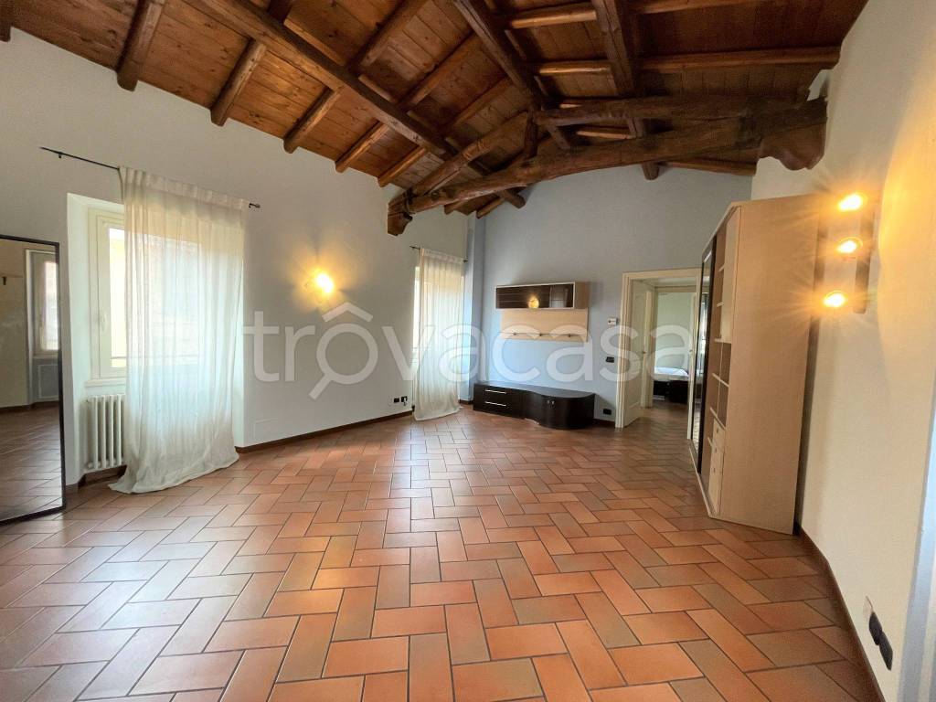 appartamento in affitto a Cernobbio