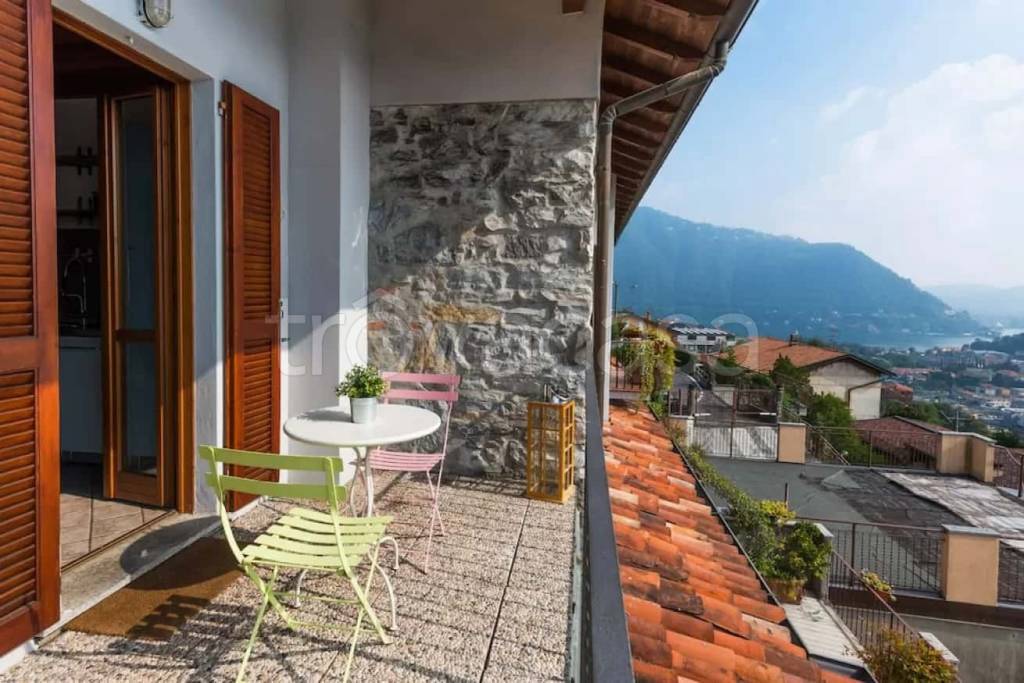 appartamento in affitto a Cernobbio