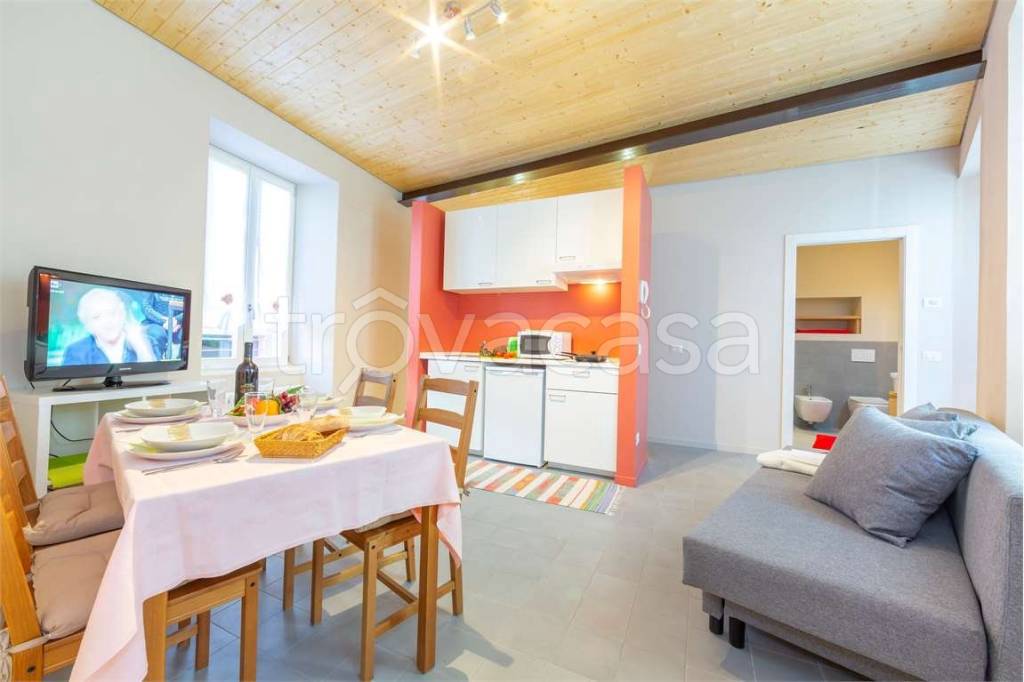 appartamento in affitto a Cernobbio