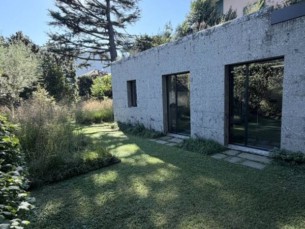 casa indipendente in affitto a Cernobbio