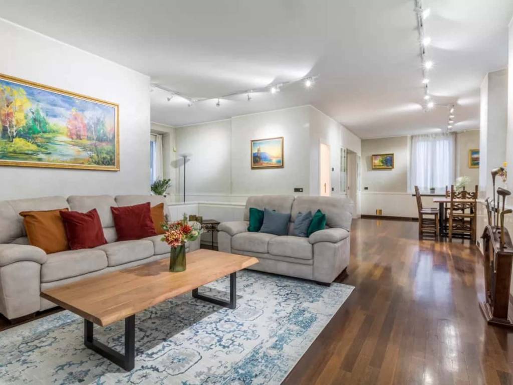 appartamento in affitto a Cernobbio