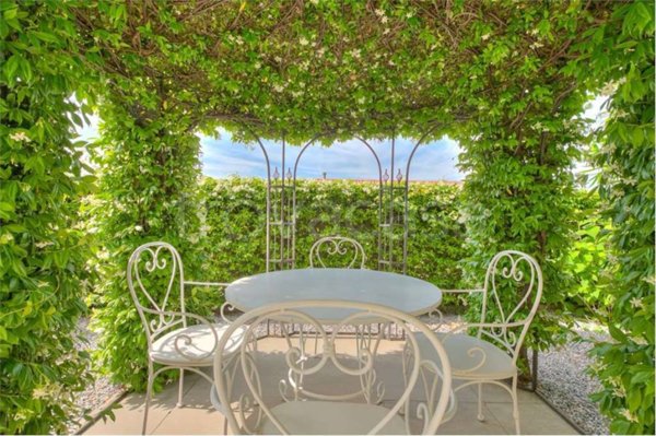 appartamento in affitto a Cernobbio