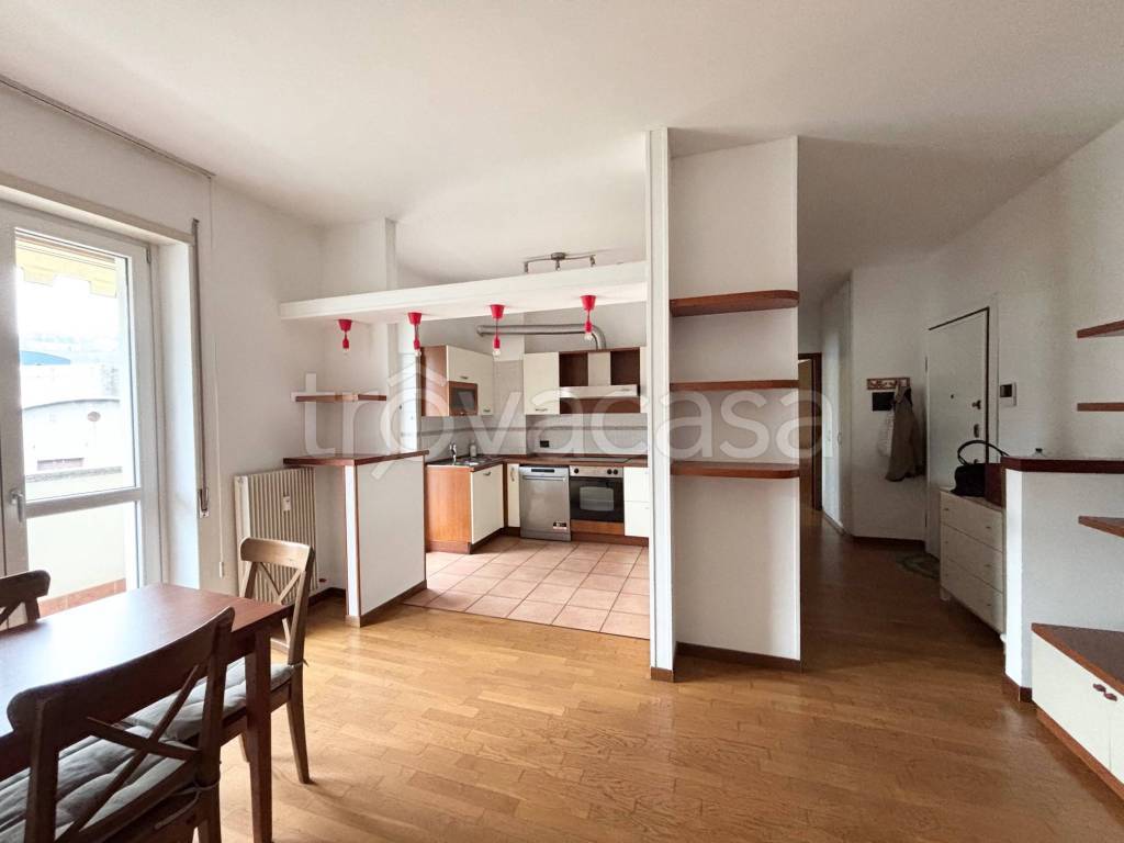 appartamento in affitto a Cernobbio