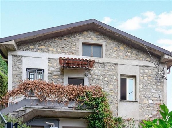 appartamento in affitto a Cernobbio