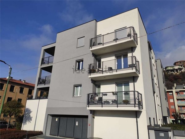 appartamento in affitto a Cernobbio