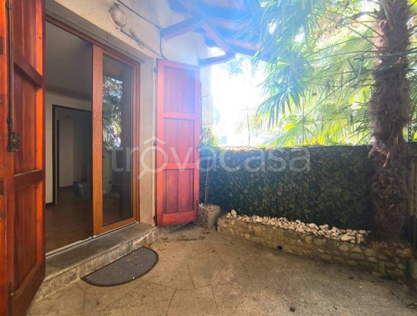 casa indipendente in affitto a Cernobbio