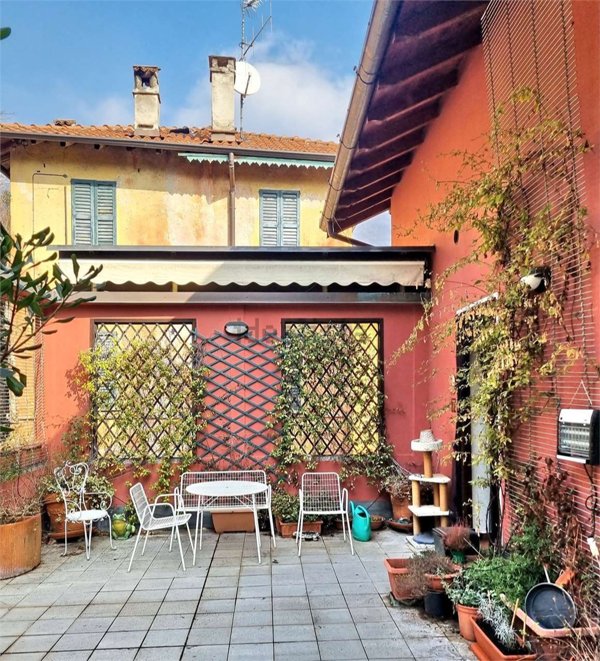 appartamento in affitto a Cernobbio in zona Stimianico