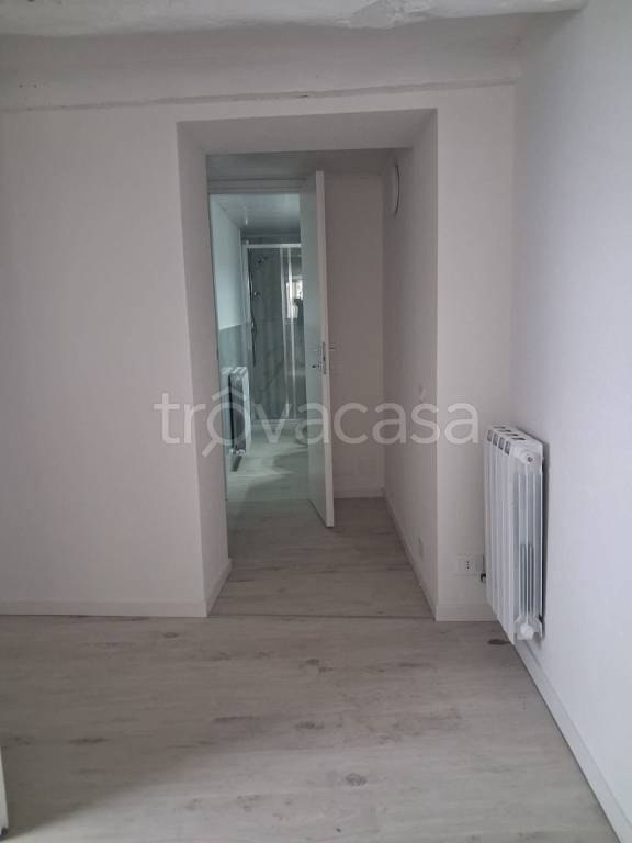 appartamento in affitto a Cernobbio in zona Stimianico