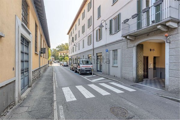 appartamento in affitto a Cernobbio in zona Stimianico