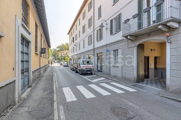 appartamento in affitto a Cernobbio in zona Stimianico
