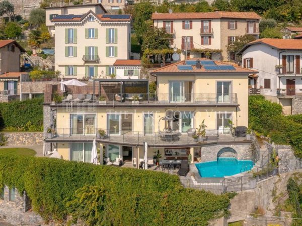 casa indipendente in affitto a Cernobbio in zona Rovenna