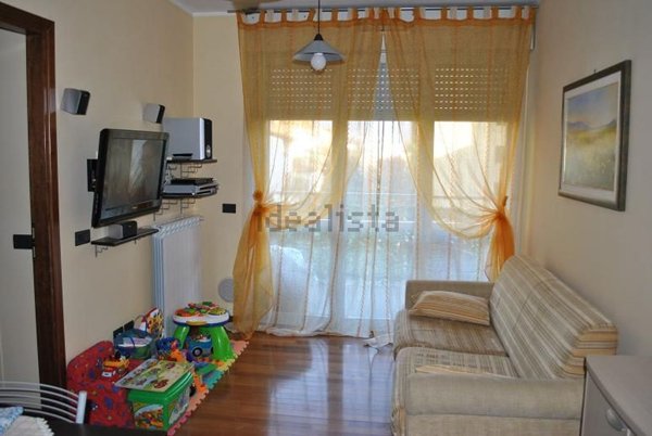 appartamento in affitto a Cernobbio in zona Mornello
