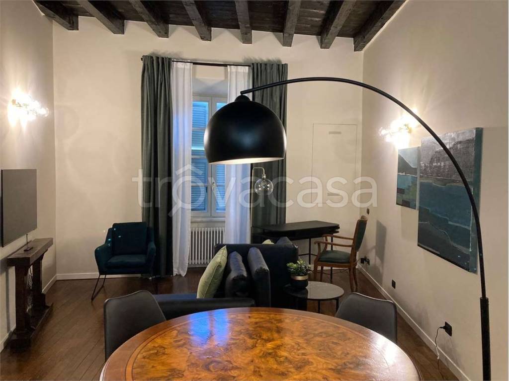 appartamento in affitto a Como in zona Como Centro