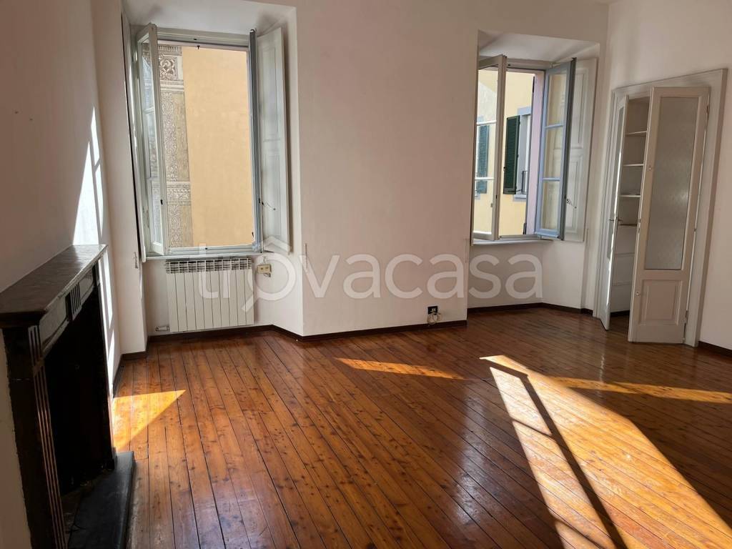appartamento in affitto a Como in zona Como Centro