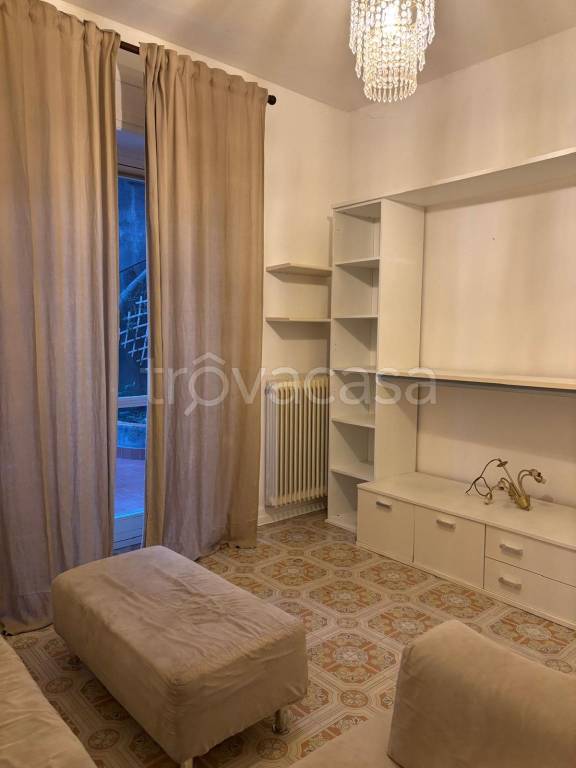 appartamento in affitto a Como in zona Camnago Volta