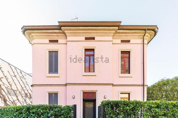 casa indipendente in affitto a Como in zona Como Centro