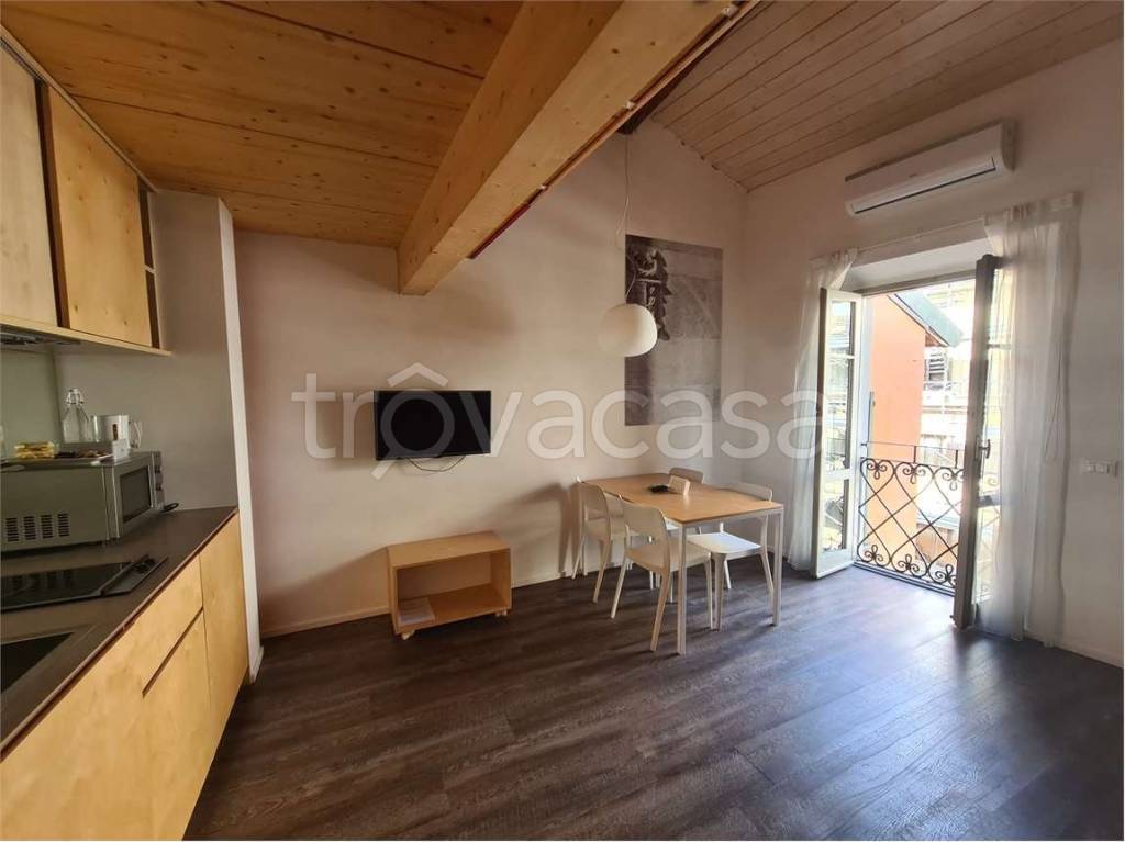 appartamento in affitto a Como in zona Como Centro
