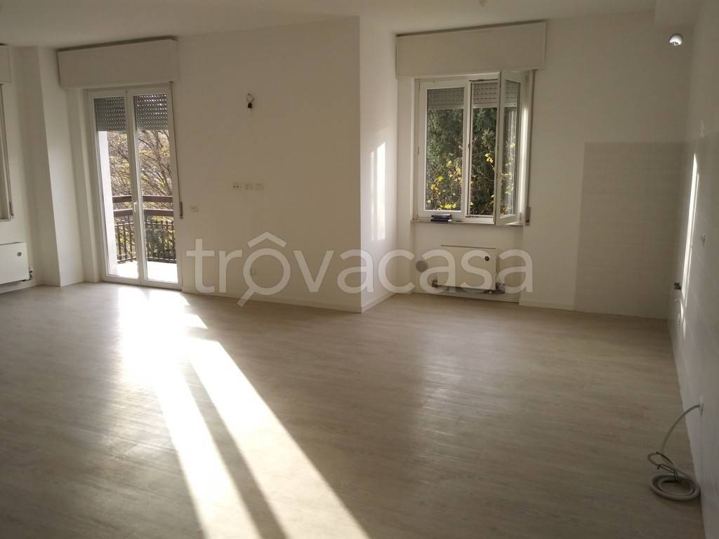 appartamento in affitto a Como in zona Lora