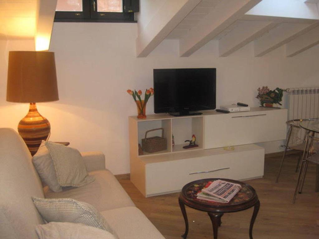 appartamento in affitto a Como in zona Como Centro