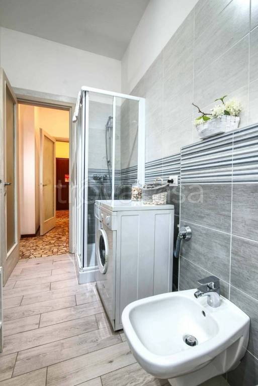 appartamento in affitto a Como in zona Borghi