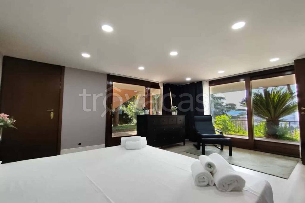 appartamento in affitto a Como in zona Sagnino