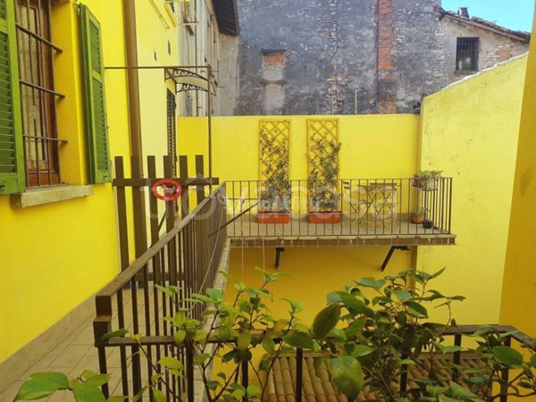 appartamento in affitto a Como in zona Borghi