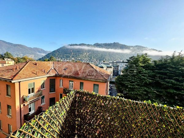 appartamento in affitto a Como in zona Piazza Volta
