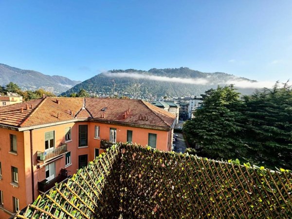 appartamento in affitto a Como in zona Piazza Volta