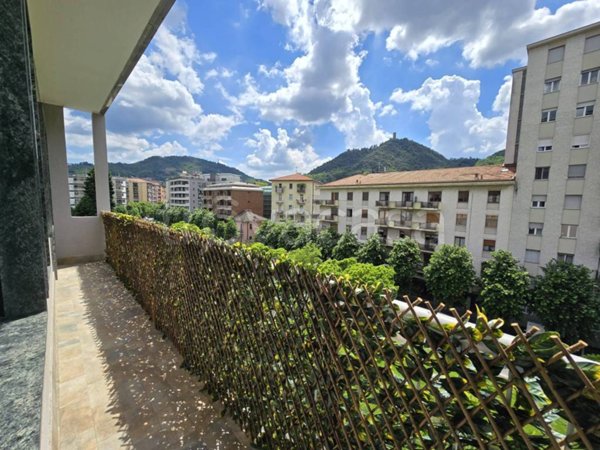 appartamento in affitto a Como in zona Borghi