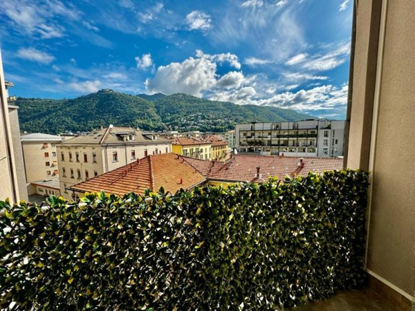 appartamento in affitto a Como in zona Borghi