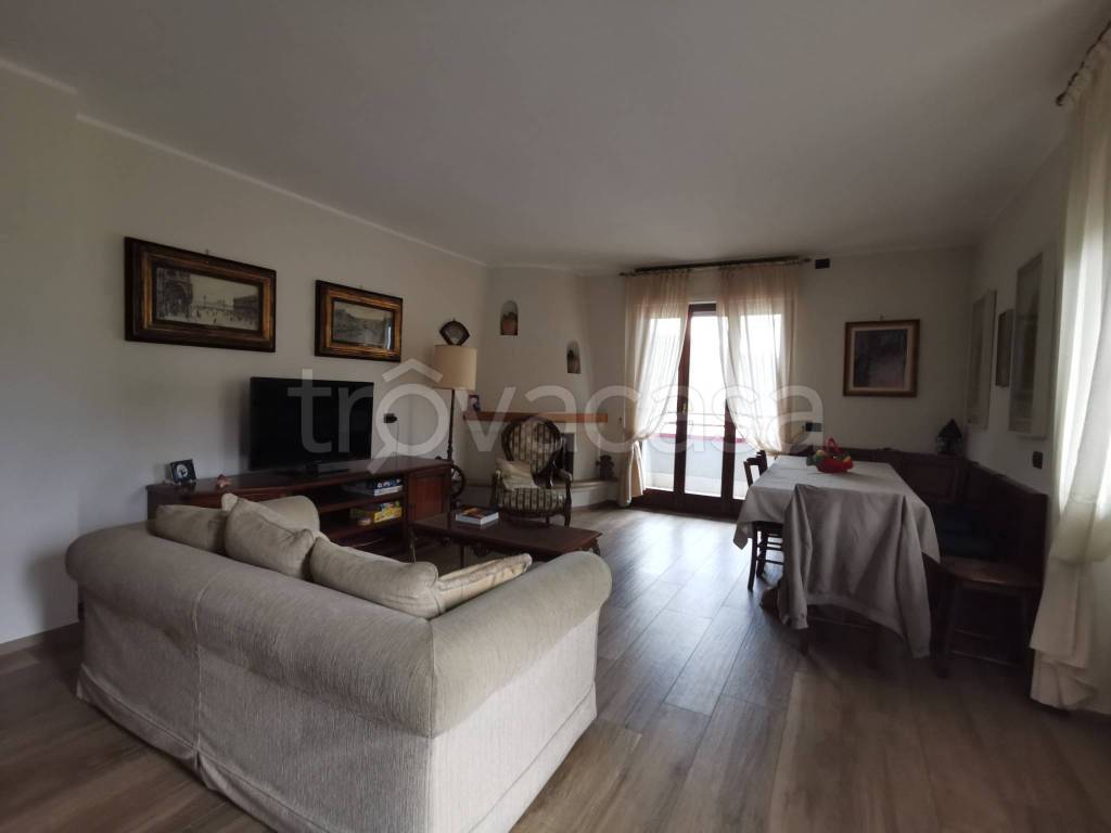 appartamento in affitto a Como in zona Sagnino