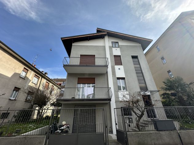 appartamento in affitto a Como in zona Lora