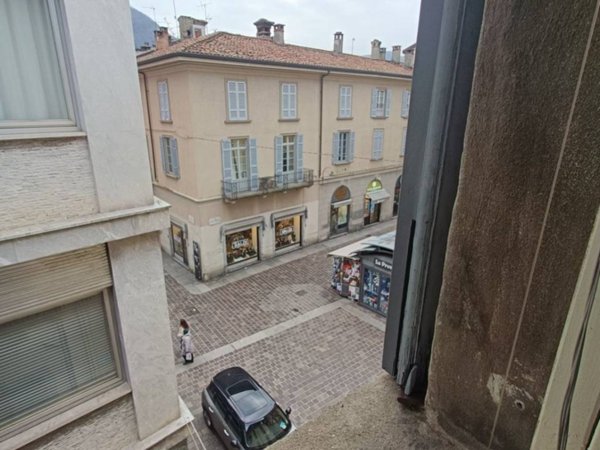 appartamento in affitto a Como in zona Como Centro