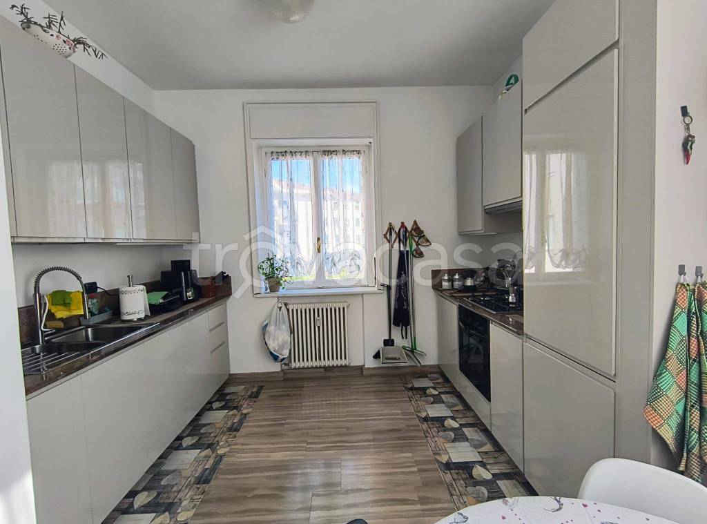 appartamento in affitto a Como in zona Borghi