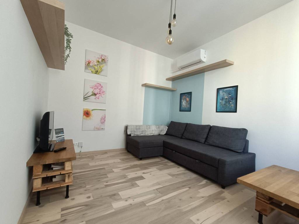 appartamento in affitto a Como in zona Borghi