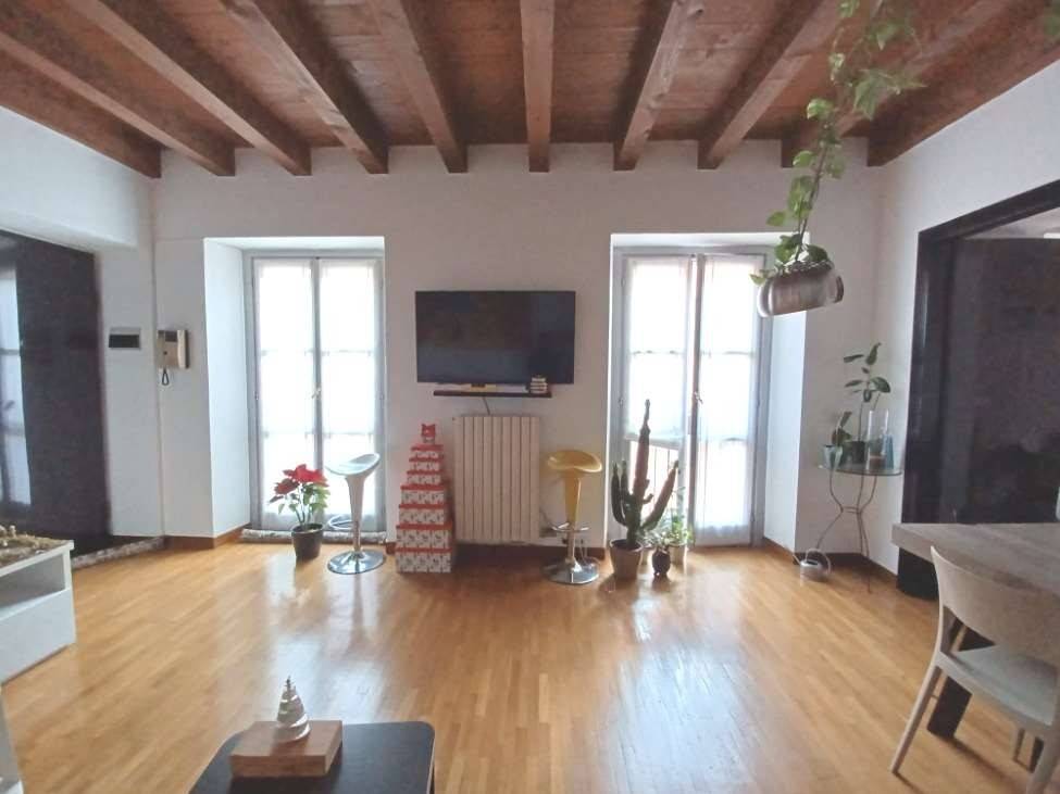 appartamento in affitto a Como in zona Como Centro